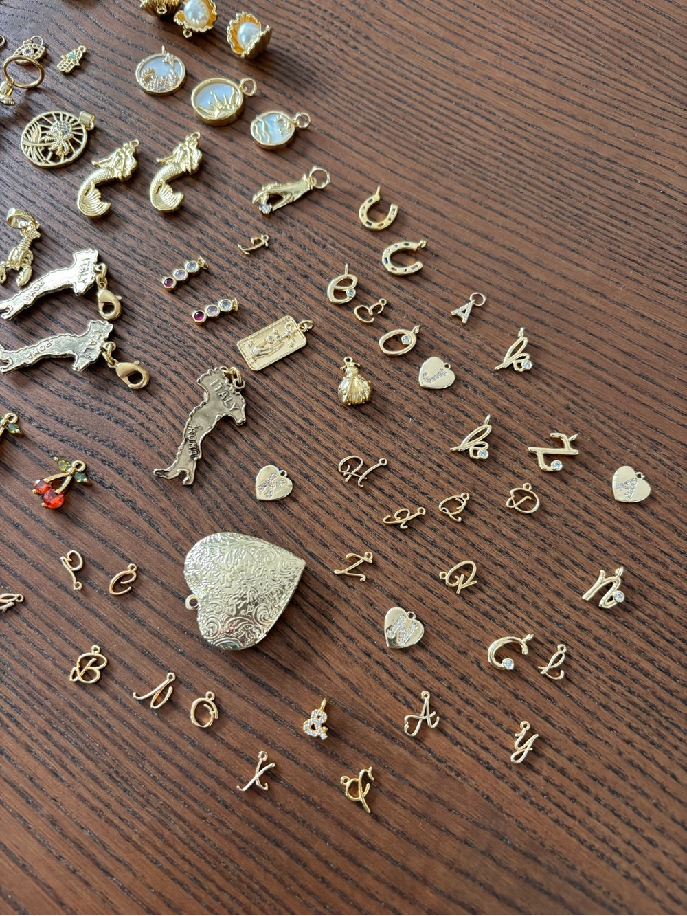 Charms - All Pictured - Picture 3 of 3